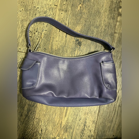 Victoria Secret - Picture 8 of 12